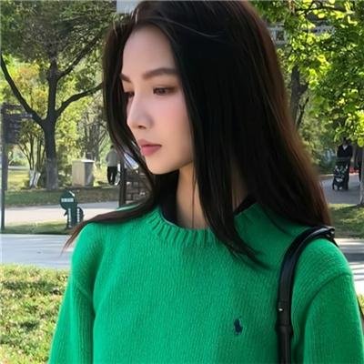 跳舞的红色公交